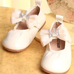 KIDLINGSS Bow & Crown Embellished Mary Jane Ballerinas - White-picture-42