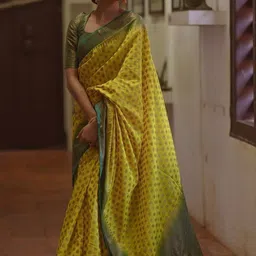 BlueRang Woven Design Zari Silk Blend Banarasi Saree-picture-40