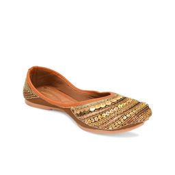 Anouk Women Embellished Ethnic Mojaris Flats-23