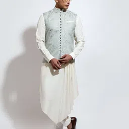 VIVEK KARUNAKARAN Men Woven Slim Fit Nehru Jacket-46