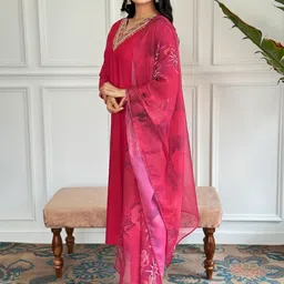 Shatanuvart Export Women Ethnic Motifs Yoke Design Regular Thread Work Kurta with Palazzos & With Dupatta image 4