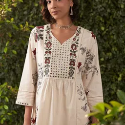 Lakshita Printed Tunic With Trouser Co-ord Set image 2