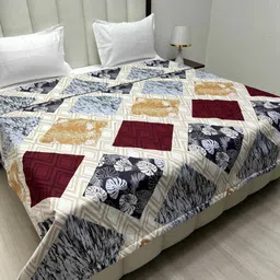 Pure Decor Comfy Blue & White Printed Microfiber 400 GSM AC Room King Size Comforter-image-42