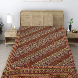 Texstylers Gold-Toned & Maroon Floral 140 TC Single Bedsheet with Pillow Covers-image-13