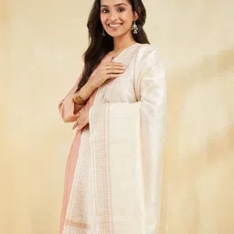 Fabindia Geometric Woven Design Dupatta With Zari image 4