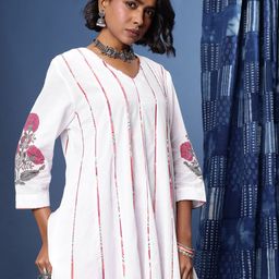 Taavi Floral Printed Panelled Pure Cotton Sanganeri Folk Kurta With Palazzos-picture-45