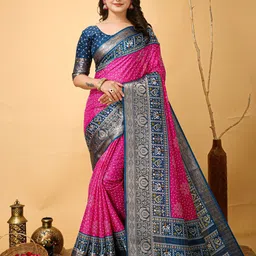 DIVASTRI Bandhani Printed Zari Banarasi Saree-19