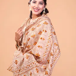 THE SHAWL STUDIO Star Palla Embroidered Phulkari Dupatta-image-80