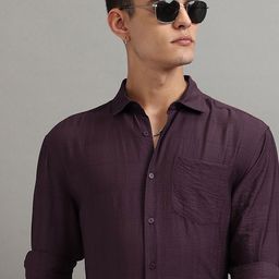 HIGHLANDER Men Cutaway Collar Textured Solid Relaxed Fit Casual Shirt-image-96