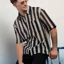 Stylecast X Kotty Men Relaxed Regular Fit Striped Casual Shirt-image-40