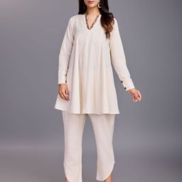 Komarri U V-Neck Embellished Cotton Tunic With Trouser-picture-7