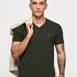Red Flame Men's Regular Fit V-Neck Short Sleeves Casual Tshirts-image-75