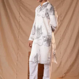 5 Stitch Men Printed Regular Kurta with Pyjamas image 3