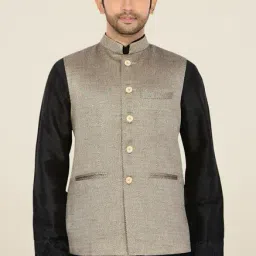 Manyavar Grey Textured Ethnic Waistcoat-18