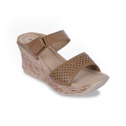 Senorita Women Beige Solid Heels-12