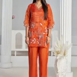 AUTUMN LANE Anumeha Apricot Embroidery V-Neck Tunic With Trousers Co-Ords-picture-38