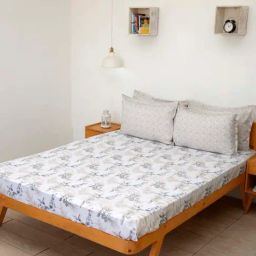 Ariana White & Beige Cotton 260 TC Super King Bedsheet with 2 Pillow Covers-image-43