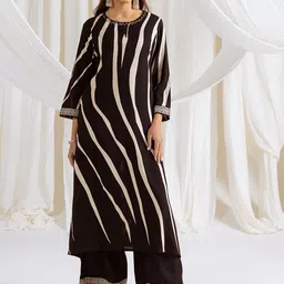 DIVASTRI Striped Round Neck Beads & Stones Straight Kurta With Palazzos-0