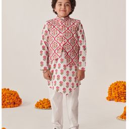 Pspeaches Full Sleeves Floral Printed Kurta With Pyjama & Jacket - Magenta-image-63