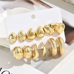 OOMPH Heart Shaped Hoop Earrings-23