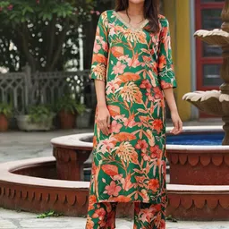 GoSriKi Floral Printed V-Neck Straight Kurta With Palazzos-picture-32