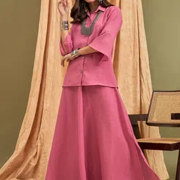 InWeave Three-Quarter Sleeves Linen Shirt With Skirt-56