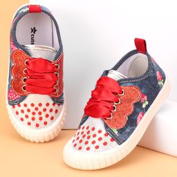 Cute Walk by Babyhug Slip On Casual Shoes With Strawberry Print  - Red-image-69