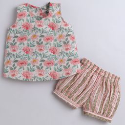 The Magic Wand Cotton Sleeveless Floral Printed Top & Shorts Set - Peach-picture-13