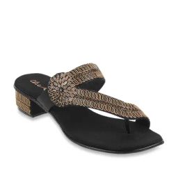 Cheemo Women's Black Toe Ring Sandals-picture-31