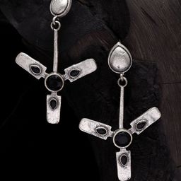 Moedbuille Silver-Plated & Black Contemporary Drop Earrings-22