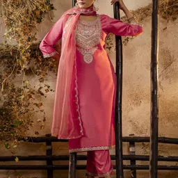 VredeVogel Zari Embellished Round Neck Anarkali Kurta With Trouser And Dupatta-picture-5