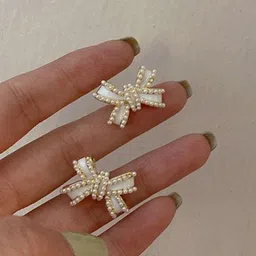 ISHKAARA Gold-Plated Pearls Beaded Contemporary Bow Studs Earrings-3