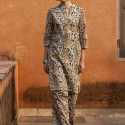 FIORRA Women Floral Printed Cotton Kurta with Palazzos-picture-30