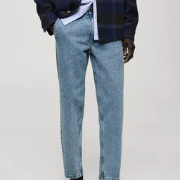 MANGO MAN Cotton Light Fade Mid-Rise Regular Fit Jeans-image-46