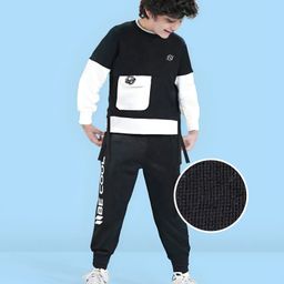 Ollington St. Cotton Knit Full Doctor Sleeves T-Shirt & Joggers Set With Text Print - Black-image-21