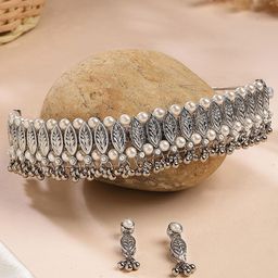 KARATCART Silver-Plated Oxidized Leaf Design Kundan Studded & Beaded Choker Jewellery Set-picture-23