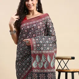 SHANVIKA Geometric Print Pure Cotton Saree-image-98