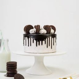 Gooey Oreo Cake-image-93