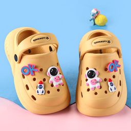 Cute Walk by Babyhug Backstrap Clogs with Space Theme Applique - Orange-image-13