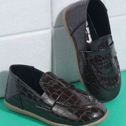 SHOES FOR JUNIORS Self Designed Loafers - Brown-image-66