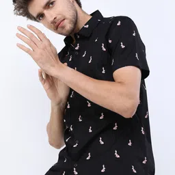 HIGHLANDER Men Printed Slim Fit Shirt-picture-34