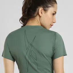 Reebok Women Solid Round Neck Slim Fit T-shirt-image-6