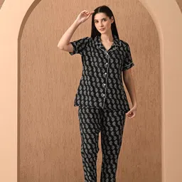 Jasoriya Floral Printed Lapel Collar Shirt With Trousers Night Suit-16