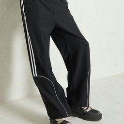 MASCLN SASSAFRAS Unisex Loose Fit Wrinkle Free Trousers-image-56