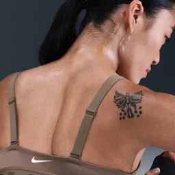 Nike Medium Coverage Lightly Padded Non-Wired Dry Fit Regular Everyday Bra image 4
