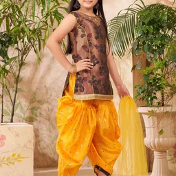 BAESD Girls Embroidered Regular Kurta with Patiala & With Dupatta image 5