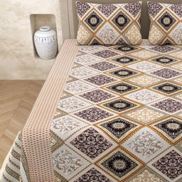 Varde Cream-Coloured & White Ethnic Motifs 210 TC Queen Bedsheet with 2 Pillow Covers-picture-24