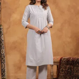 Span Geometric Yoke Design Thread Work Notch Neck Pure Cotton Kurta With Trousers-11