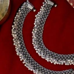 Teejh Veena Rawa Silver Oxidized Ghungroo Pair of Anklet-37