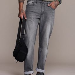 WROGN Men Straight Fit Heavy Fade Stretchable Jeans-image-64